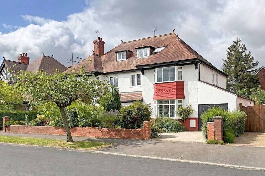 Property photo 1 of 19