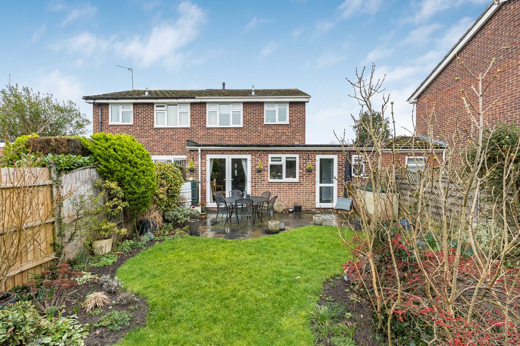 Property photo 2 of 19