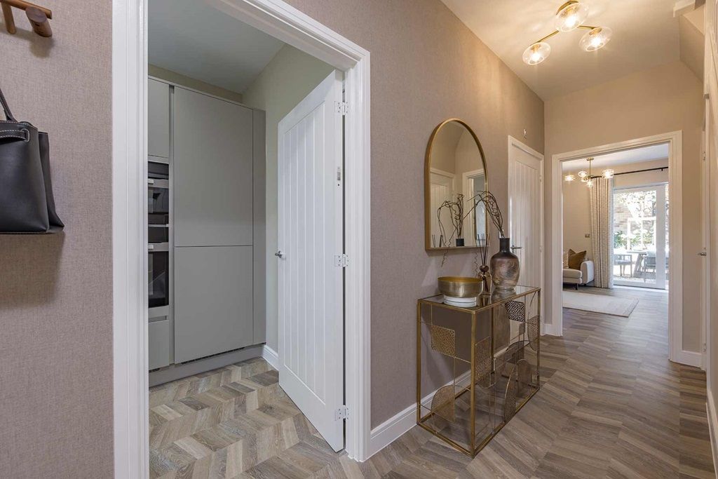 Property photo 2 of 16 Hallway