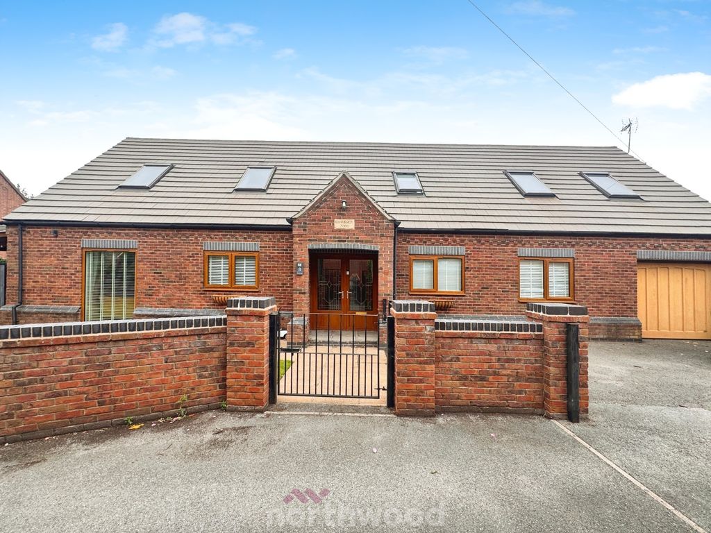 Property photo 1 of 38