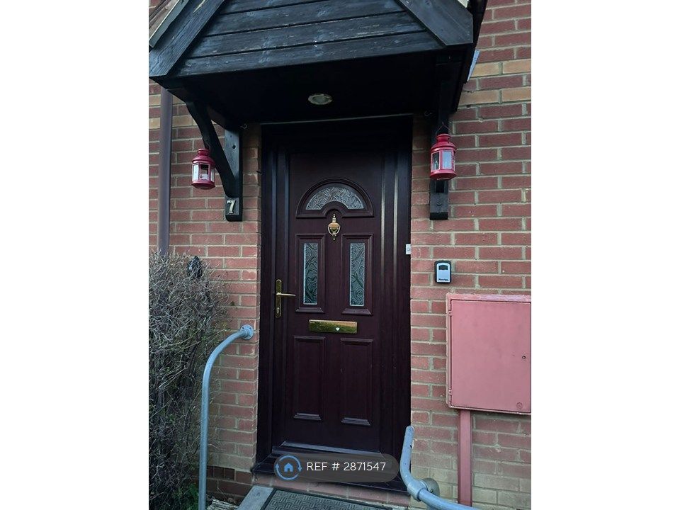 Property photo 2 of 12 Main Door