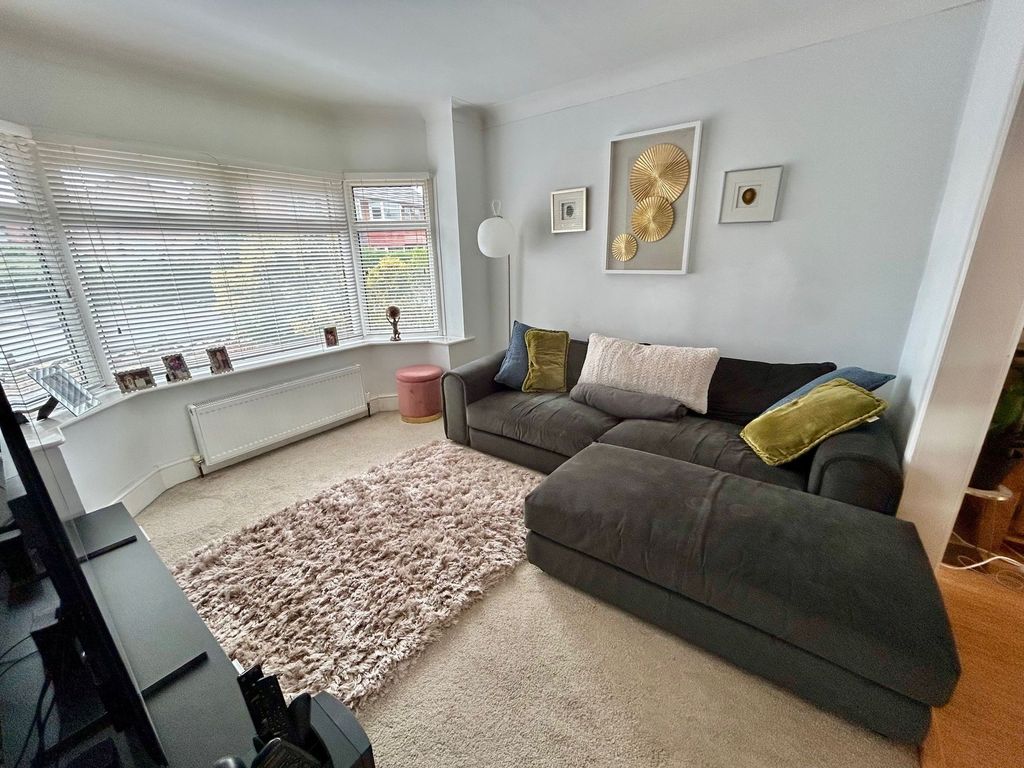 Property photo 2 of 19 Living Room
