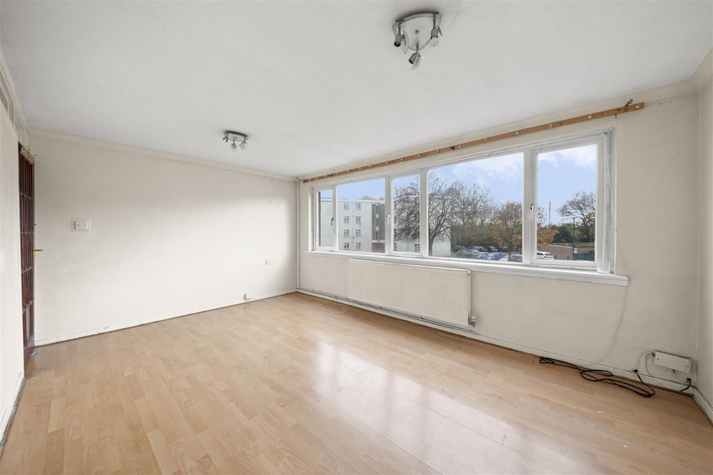 Property photo 2 of 16 Dsc_4218.Jpg