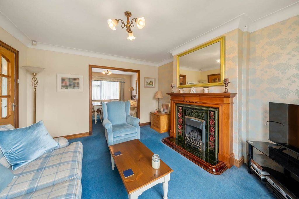 Property photo 3 of 15