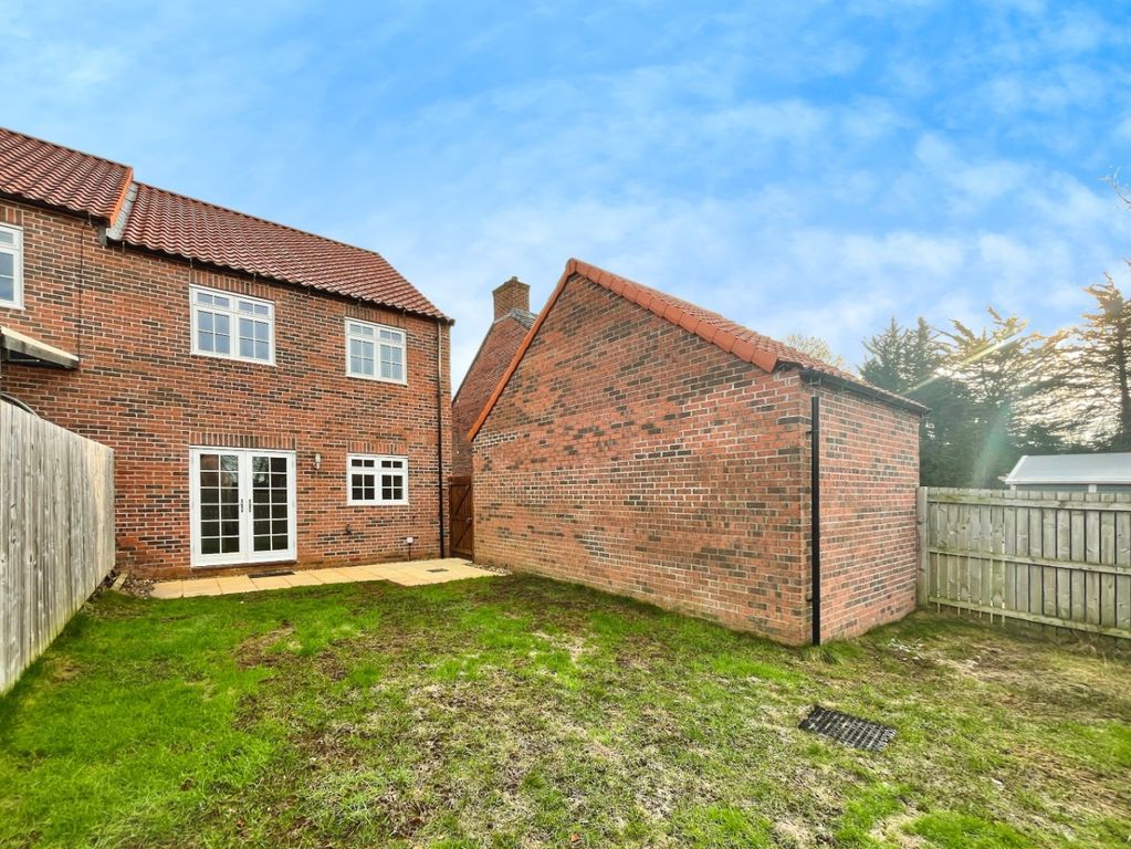Property photo 3 of 22 3858639