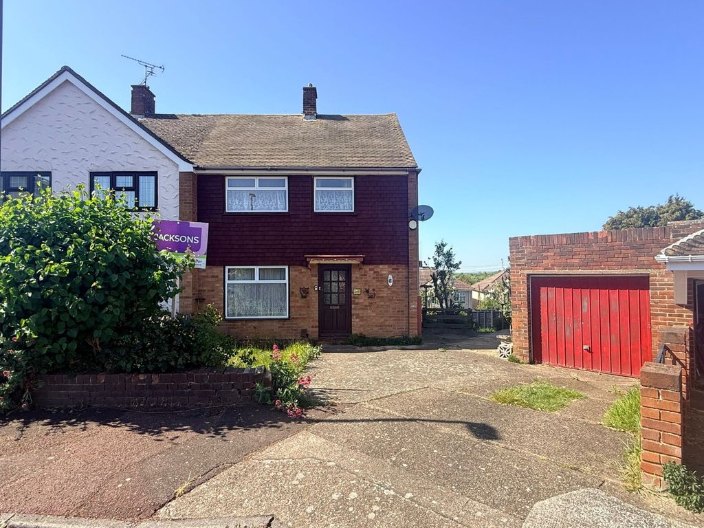 Property photo 1 of 13 4761350