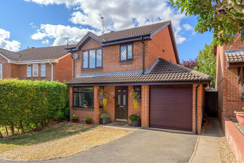 Property photo 1 of 12