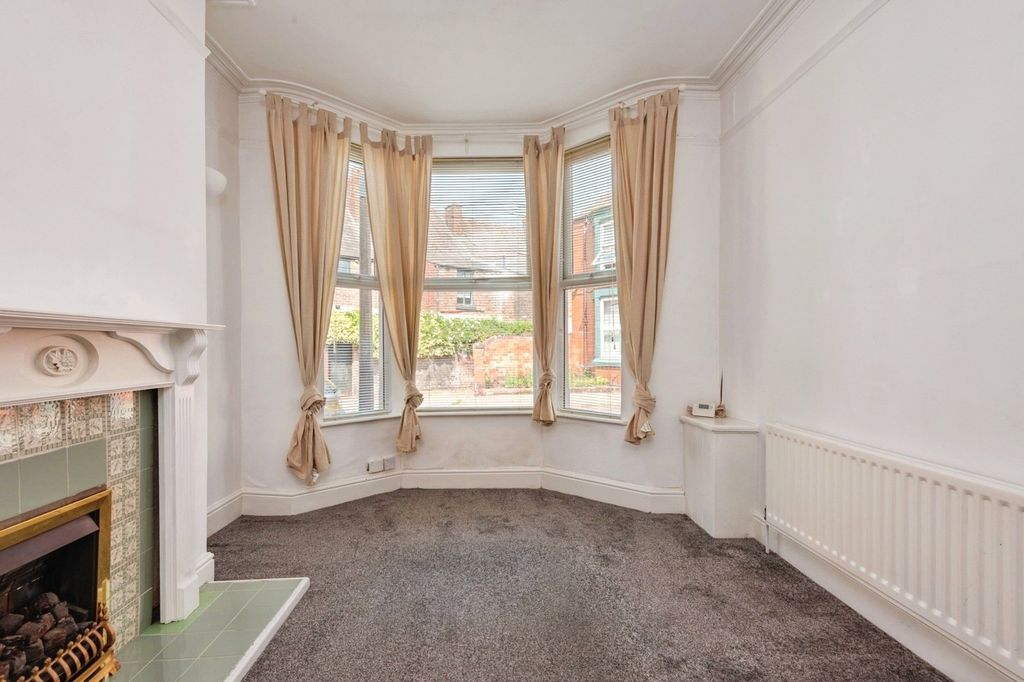 Property photo 3 of 17 Picture No. 24