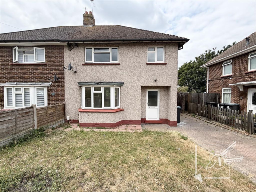 Property photo 1 of 14 External