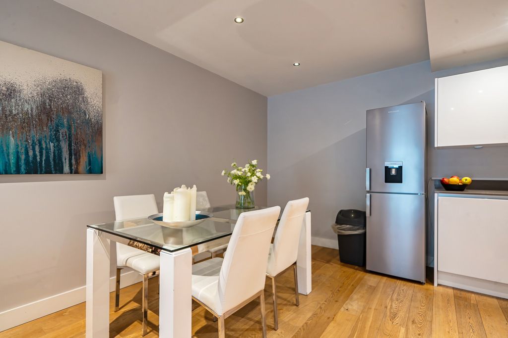 Property photo 3 of 17 Reception Room