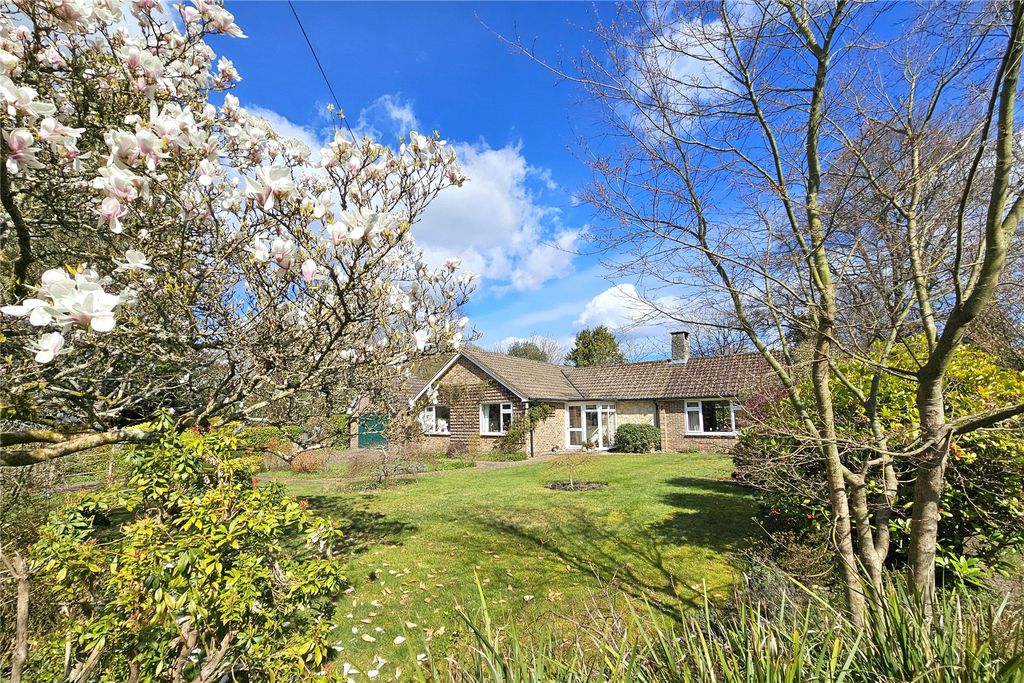 Property photo 2 of 27 Picture No. 91