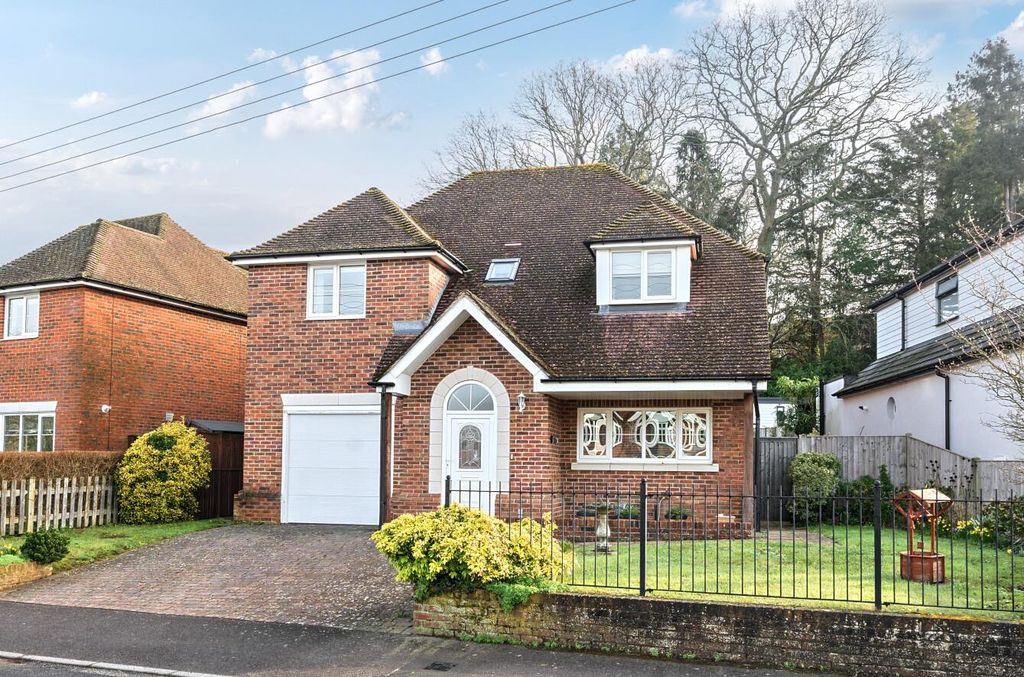 Property photo 1 of 20 1419833-1-699Ed83E46236.Jpg