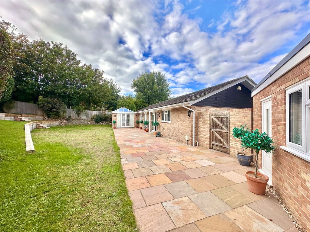 Property photo 3 of 41 Picture No. 48