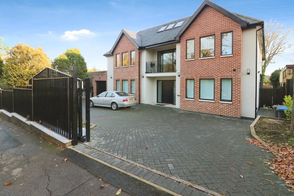 Property photo 2 of 5 Front Elevation