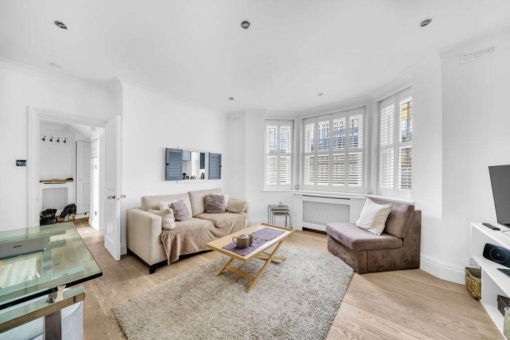 Property photo 3 of 7