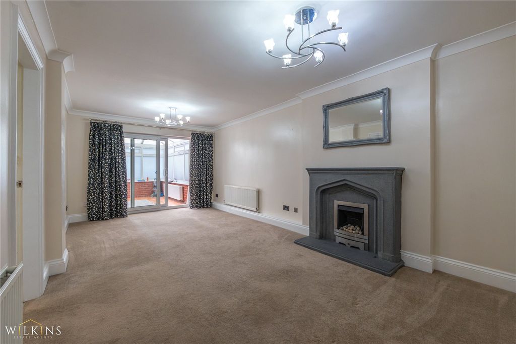 Property photo 3 of 21 Picture No. 22