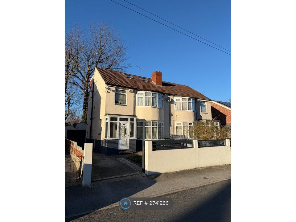 Property photo 2 of 35