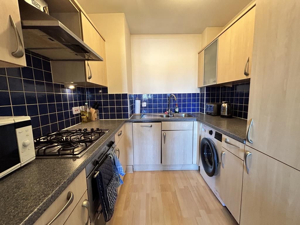 Property photo 3 of 5 Kitchen