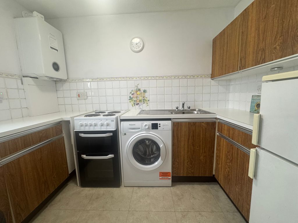 Property photo 2 of 12 9