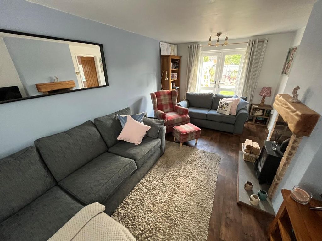 Property photo 2 of 16 Lounge 1.Jpg