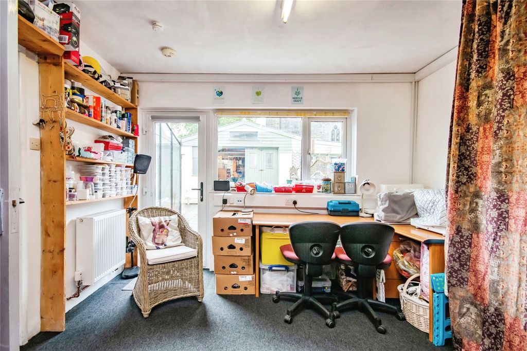 Property photo 3 of 17 Picture No. 03