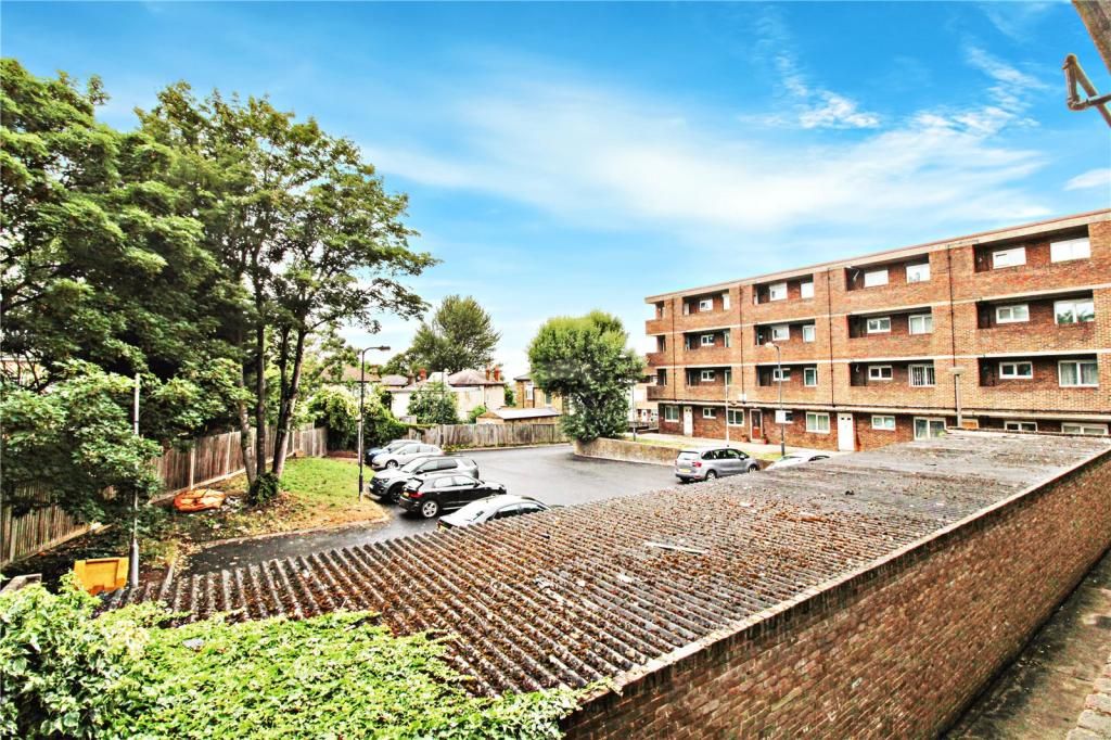 Property photo 1 of 5