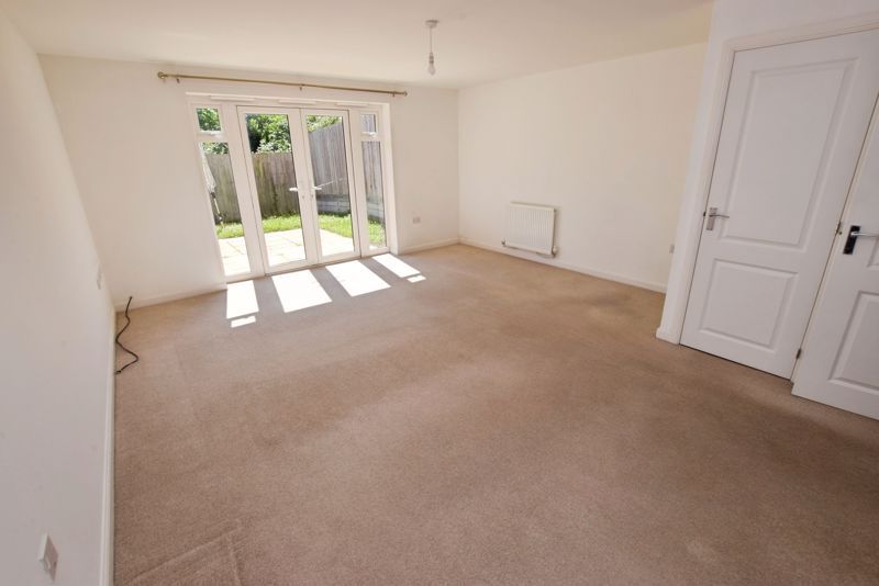Property photo 3 of 12 Photo 12