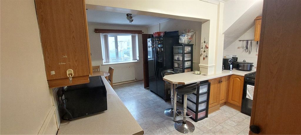 Property photo 2 of 11 Picture No. 06
