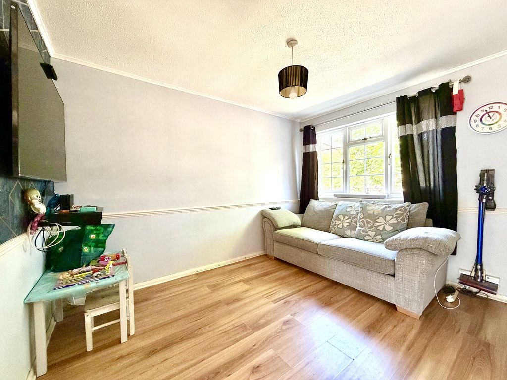 Property photo 2 of 7 Not Specified