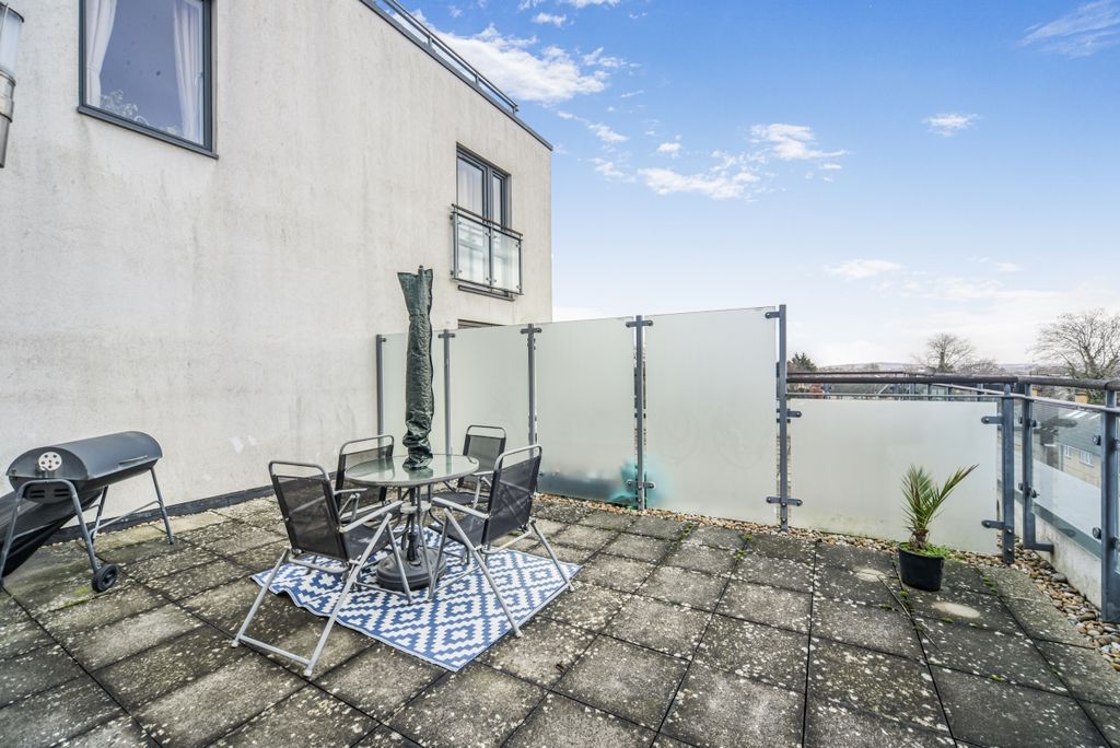 Property photo 2 of 16 Dsc_3088_High