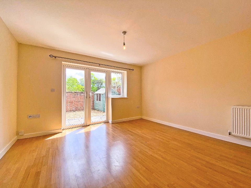 Property photo 3 of 8 3