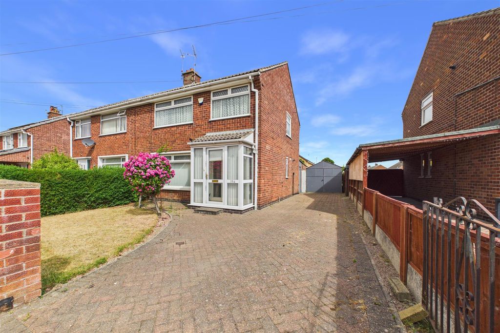 Property photo 1 of 15 Cam04235G0-Pr0204-Still016.Jpg