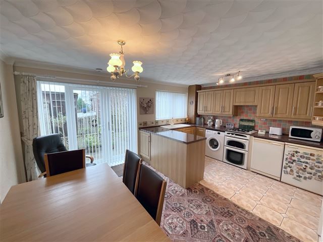 Property photo 3 of 21 Kitchen/Diner