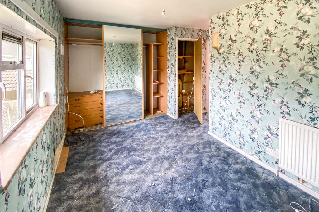 Property photo 3 of 18 19 Oakhurst, Langley Burrell, Wiltshire, Sn15 4LG