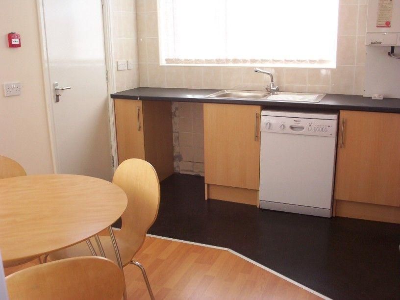 Property photo 3 of 12 Gallery