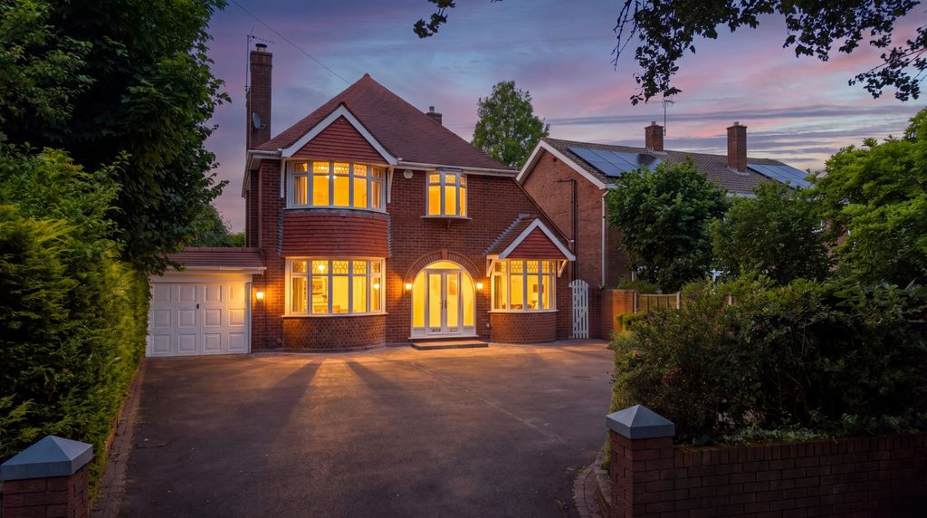 Property photo 1 of 41 5207640