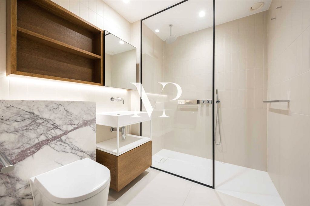 Property photo 3 of 10 Picture No. 07