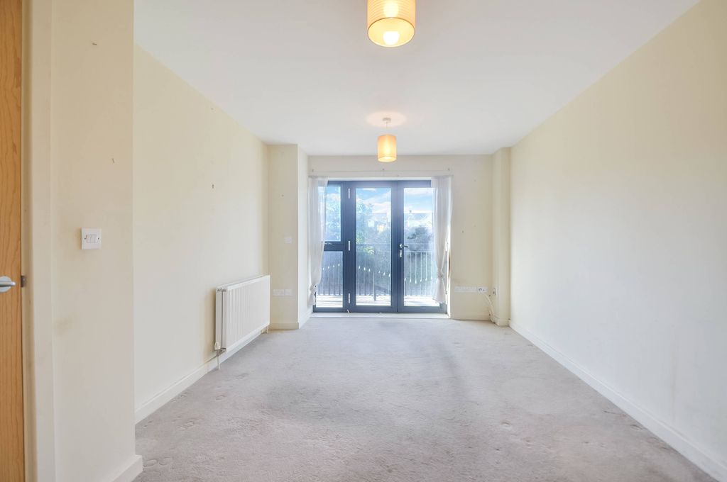 Property photo 3 of 14 Lounge Area (2).Jpg