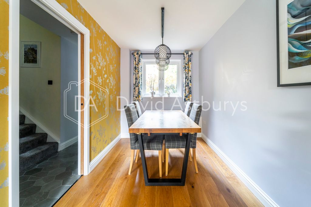 Property photo 3 of 19 Ndb05928
