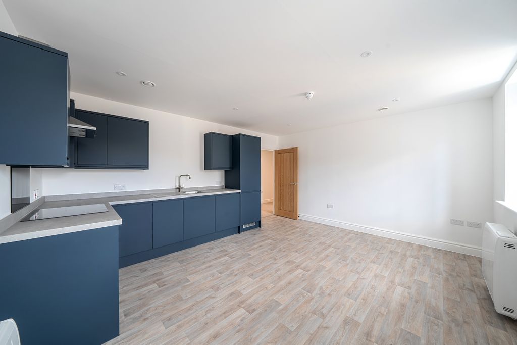 Property photo 2 of 7 1448360 (2)