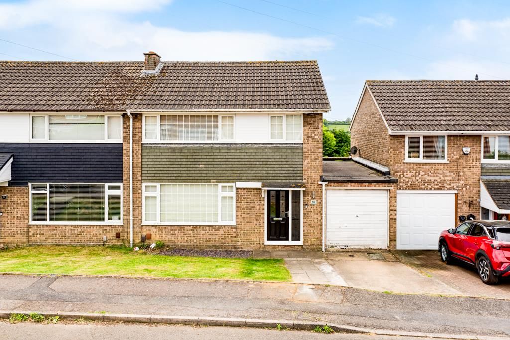 Property photo 1 of 21 10 Nelson Drive, Rothwell-1.Jpg