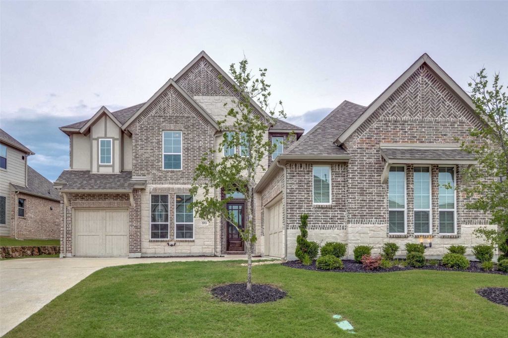 Property photo 1 of 31