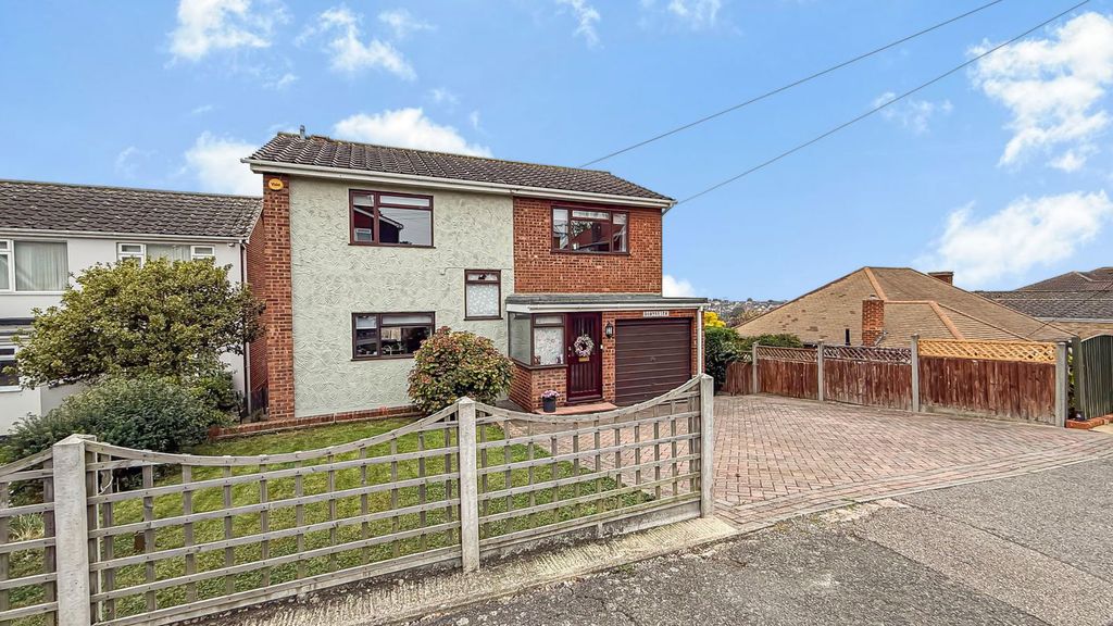 Property photo 1 of 10