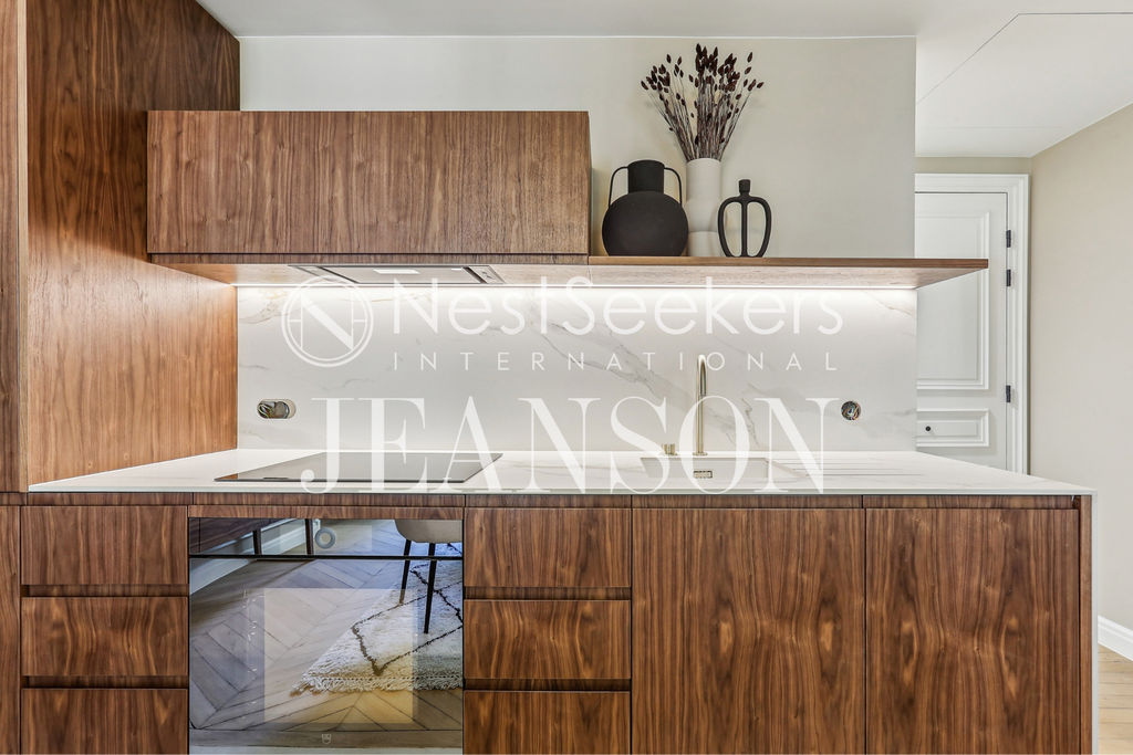 Property photo 2 of 3