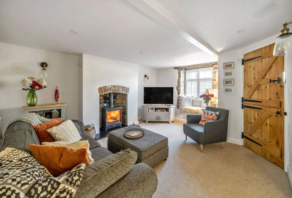 Property photo 2 of 14 Picture No. 28