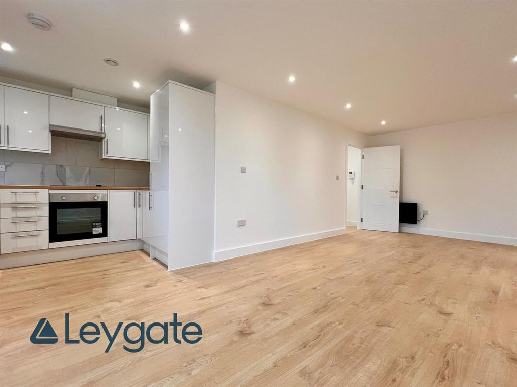 Property photo 1 of 6 Whatsapp Image 2026-03-17 At 15.20.55 (2).Jpeg