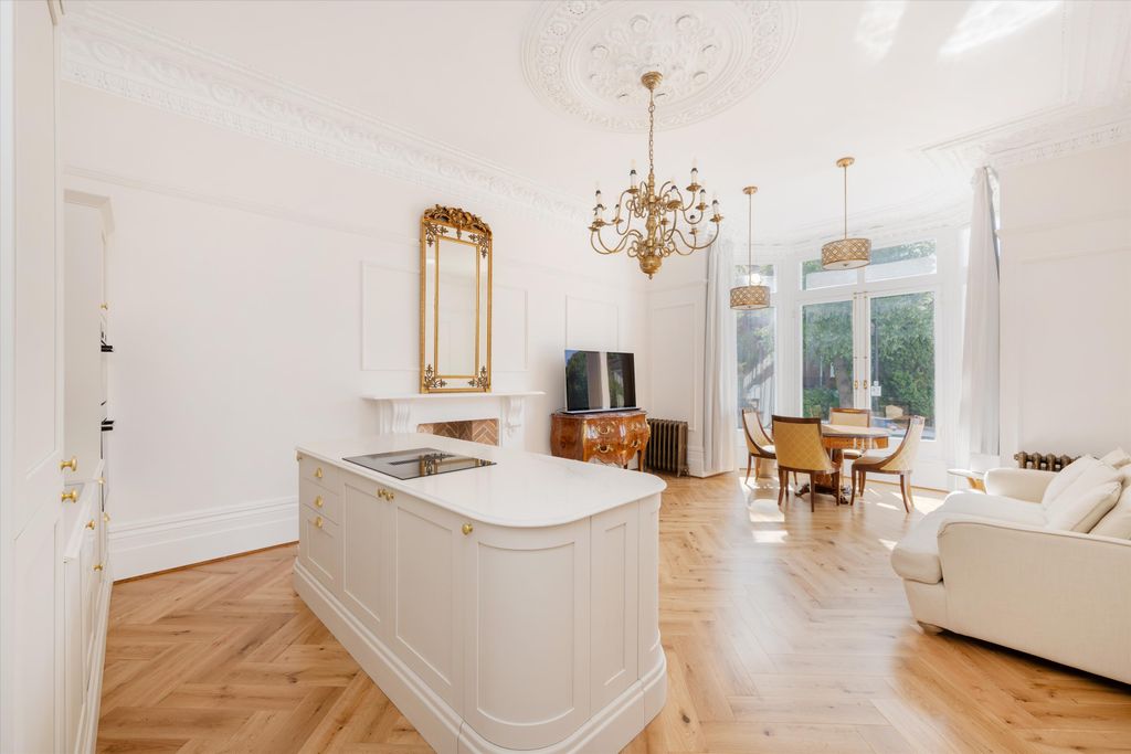 Property photo 1 of 11 Image