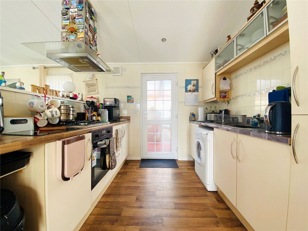 Property photo 3 of 18 Picture No. 14