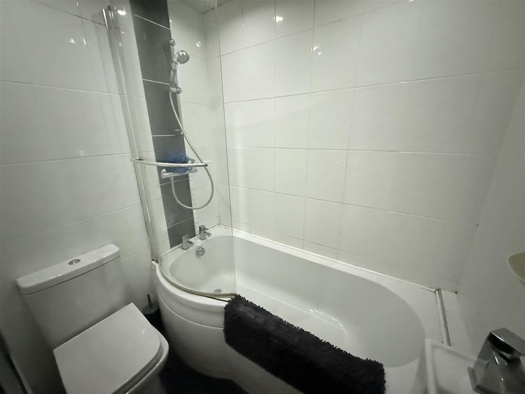 Property photo 3 of 6 Img_2349.Jpg