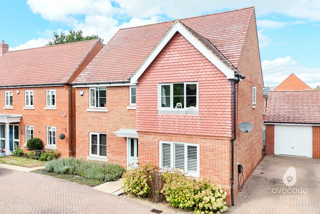 Property photo 1 of 23 5527951